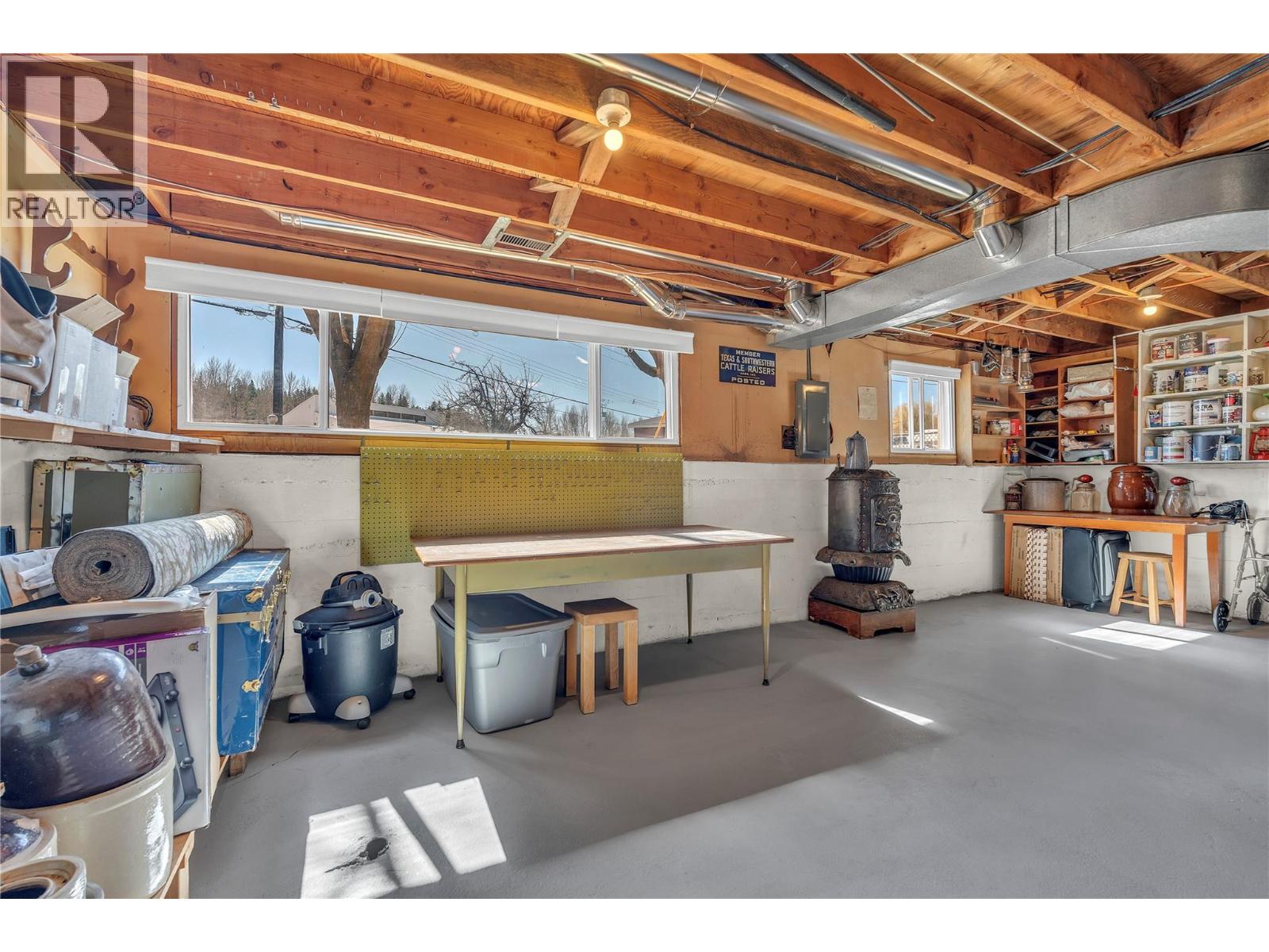 411 Auburn Cres, Princeton