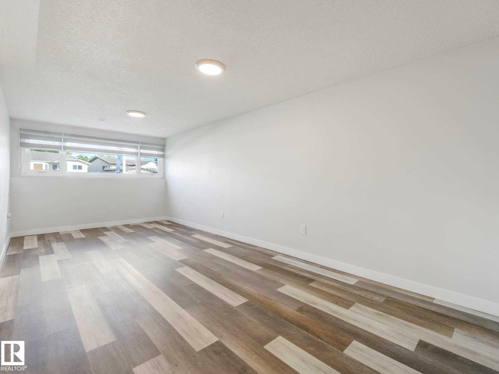 180 DUNLUCE RD NW — photo 34