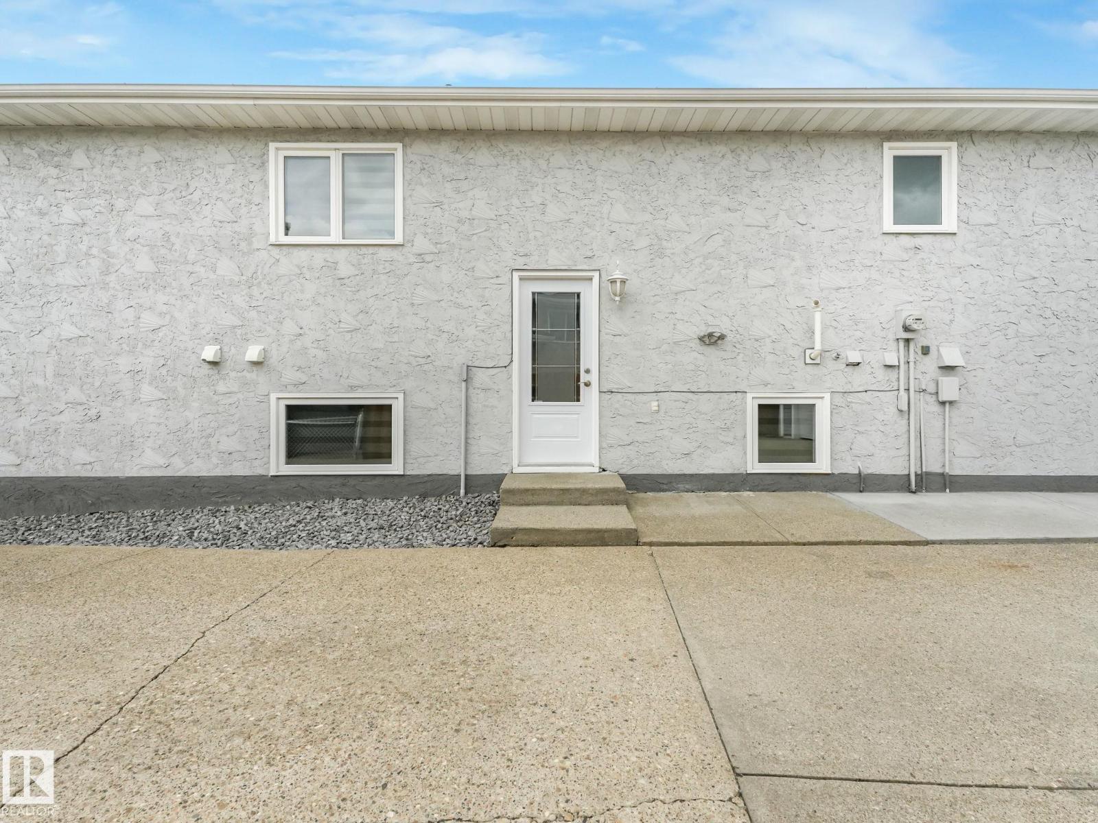180 DUNLUCE RD NW — photo 25