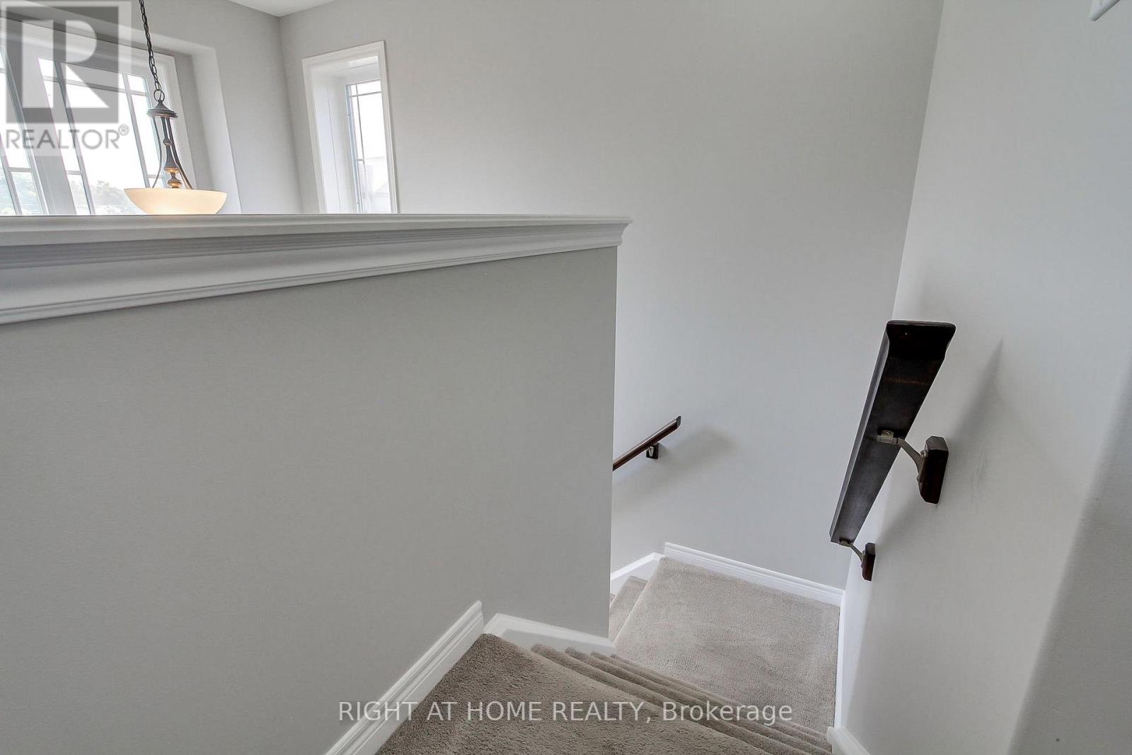 58 CARLETON TRAIL - 24