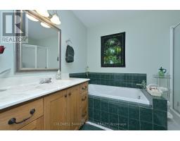 28 Fisher Drive, Adjala Tosorontio, ON L0M1J0 Photo 16
