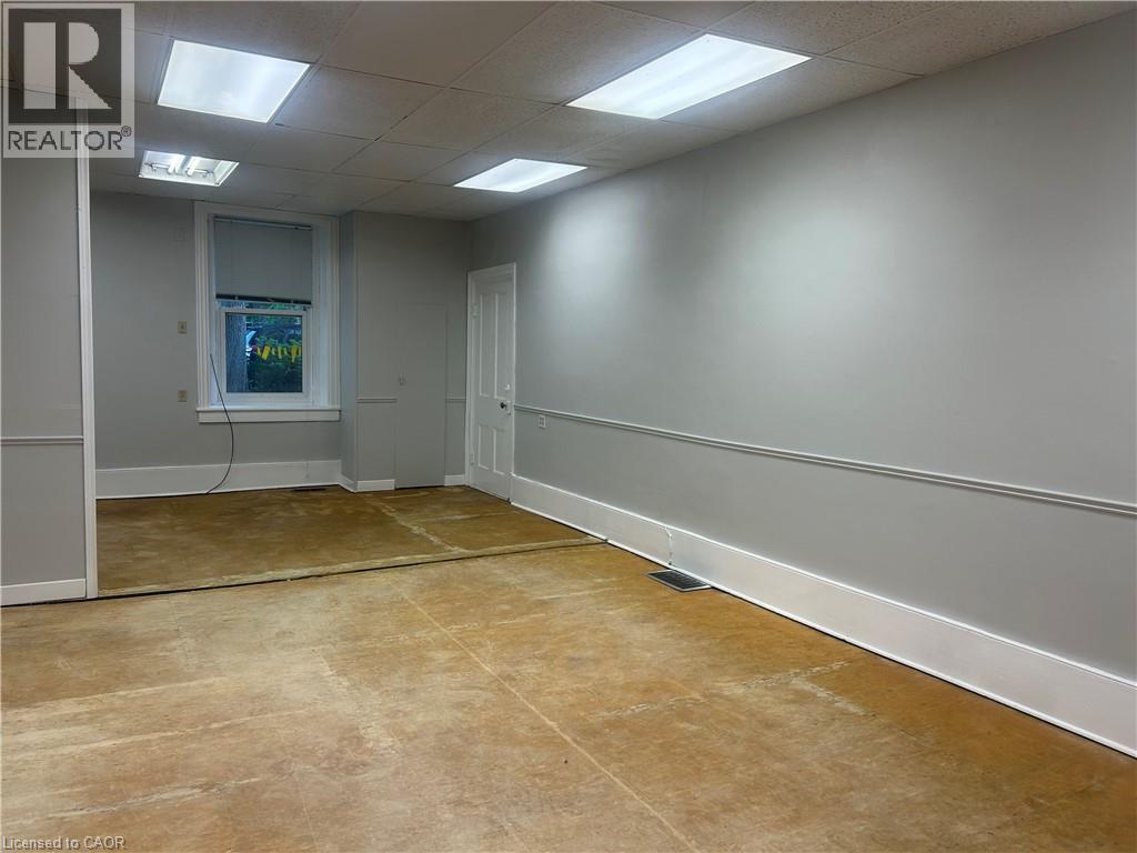 846 KING Street E, Cambridge — photo 2