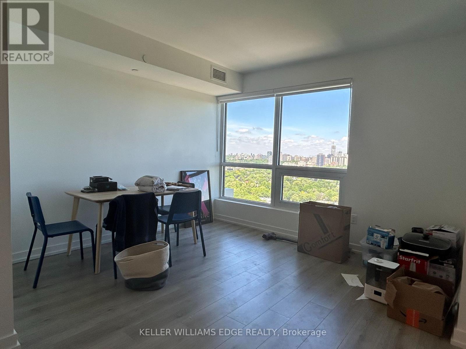 #2407 395 BLOOR STREET E - 10