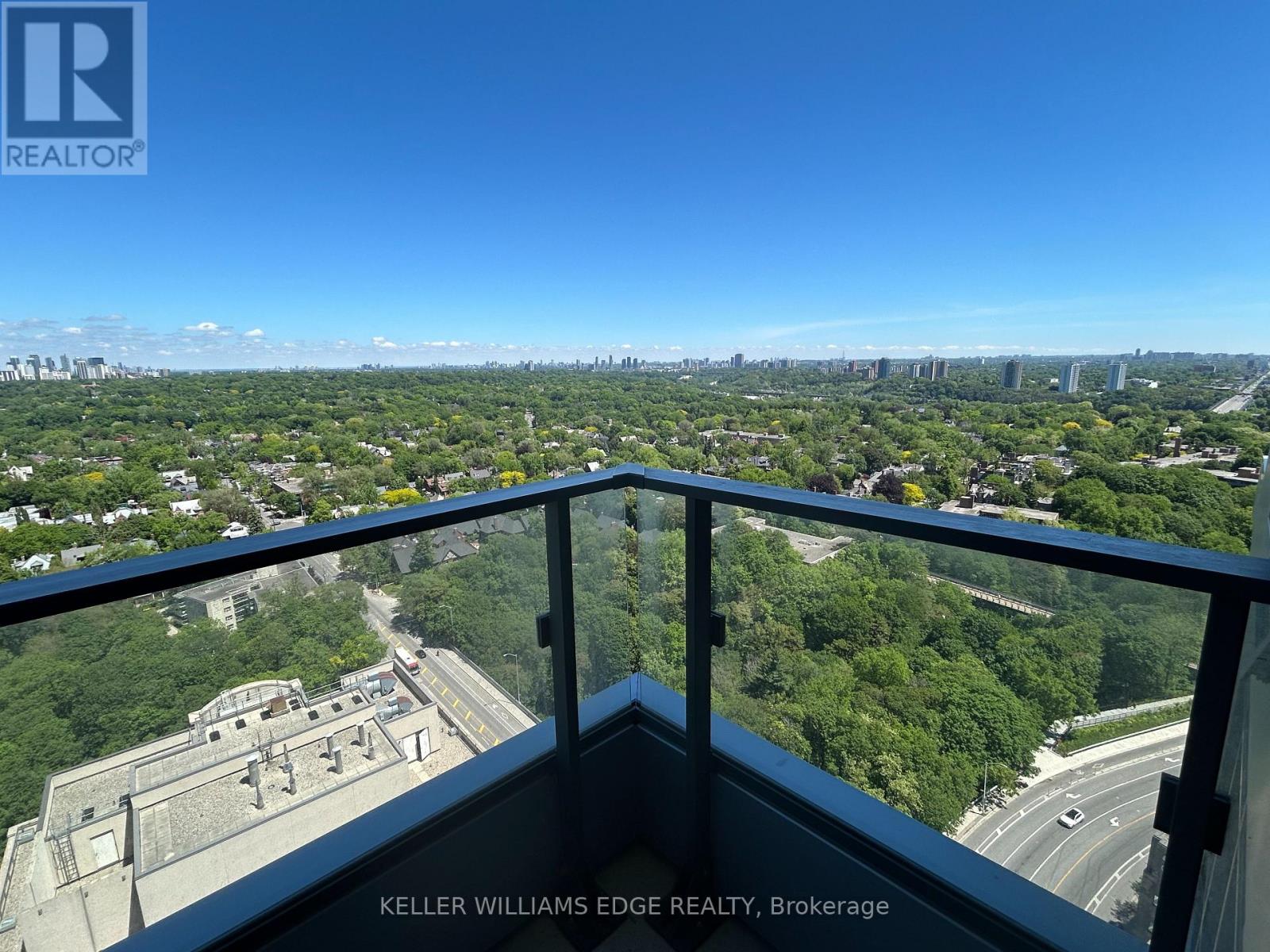 #2407 395 BLOOR STREET E - 15