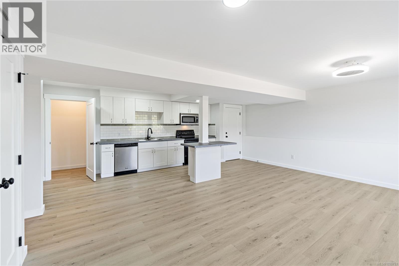 3077 Hillview Rd - 25