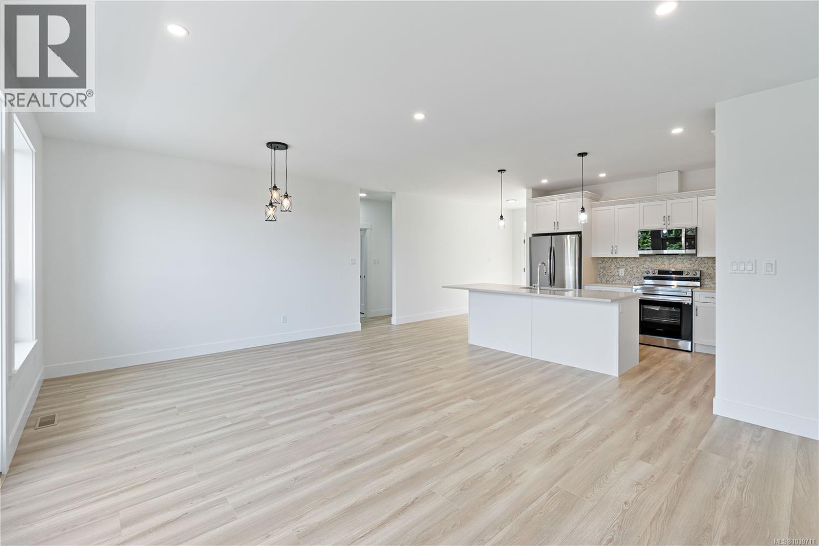 3077 Hillview Rd - 5