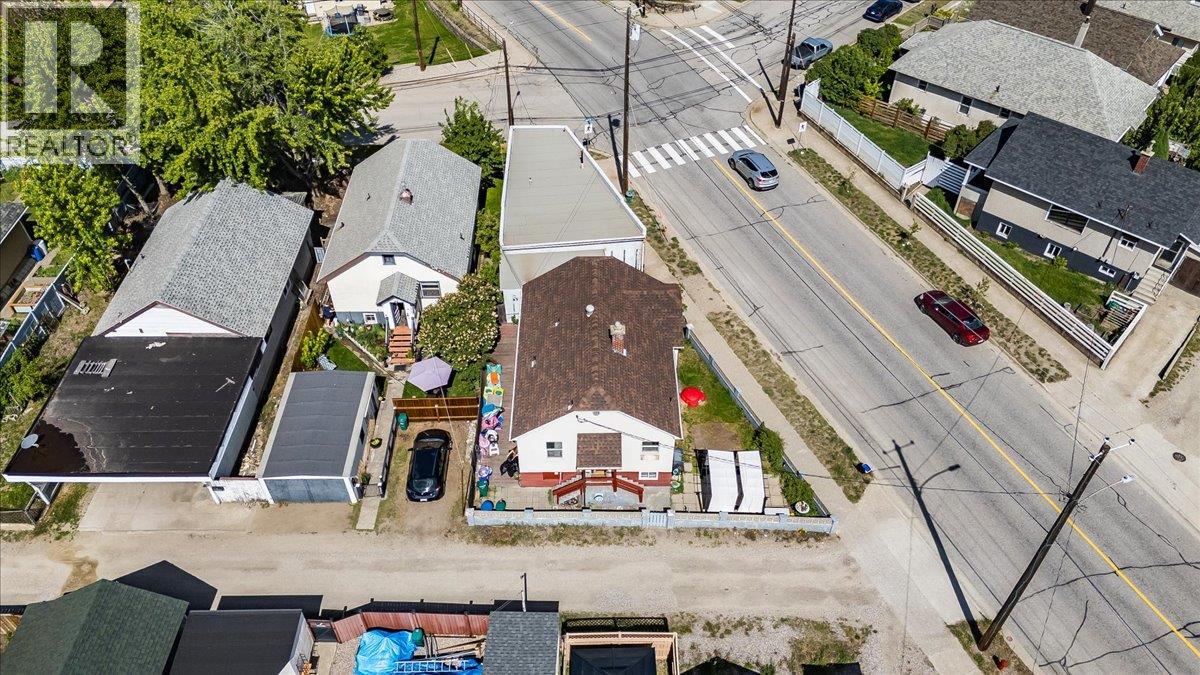 1555 McQuarrie Street - 43