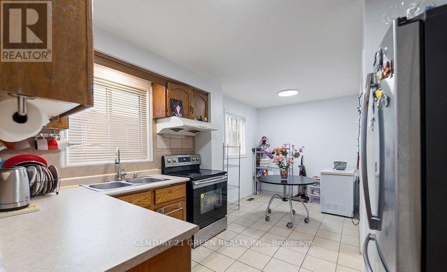 338 HILLSIDE DRIVE - 12