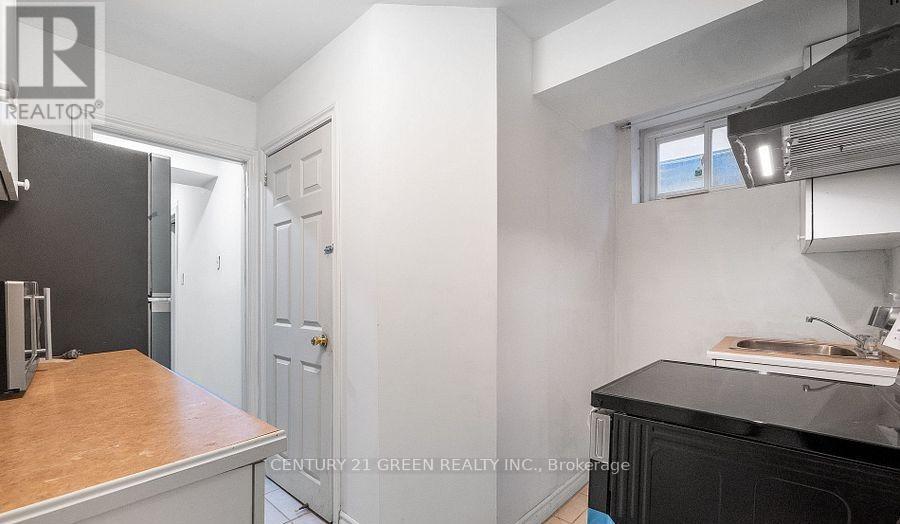 338 HILLSIDE DRIVE - 29
