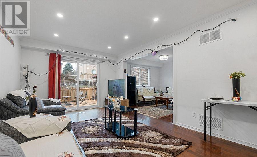 338 HILLSIDE DRIVE - 8