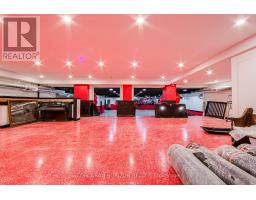 2261 Dundas Street W, Toronto, ON M6R1X6 Photo 12