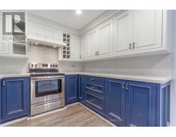 2261 Dundas Street W, Toronto, ON M6R1X6 Photo 15