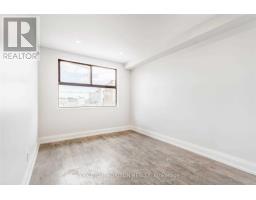 2261 Dundas Street W, Toronto, ON M6R1X6 Photo 17