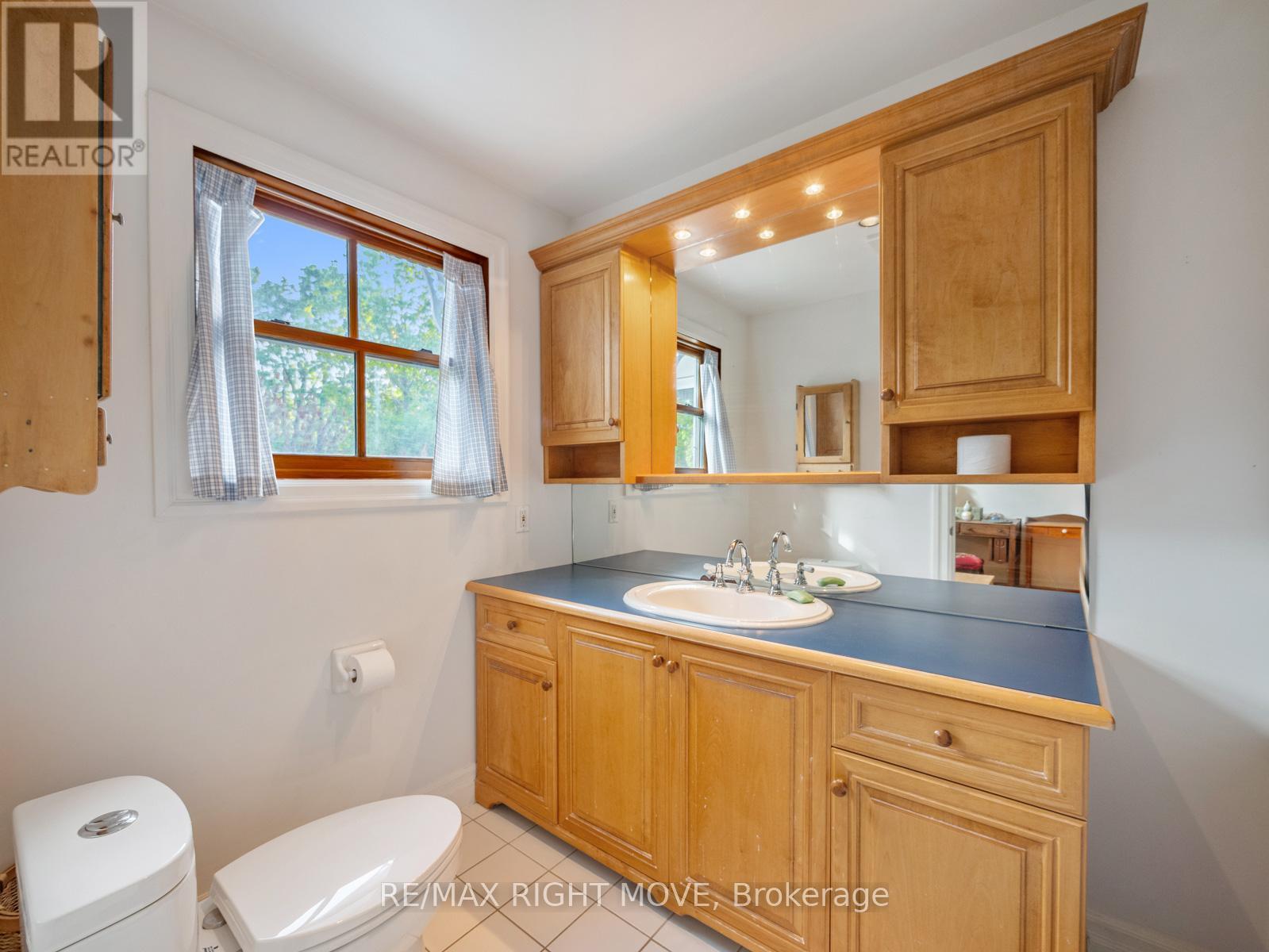 7135 POND STREET - 38