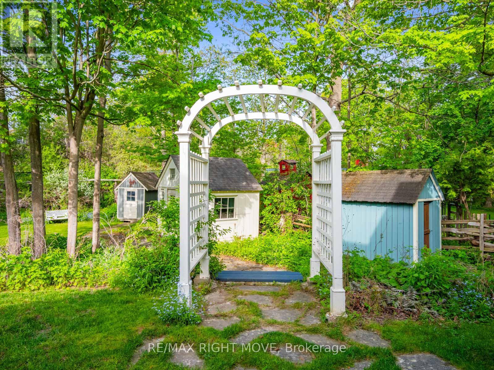 7135 POND STREET - 47