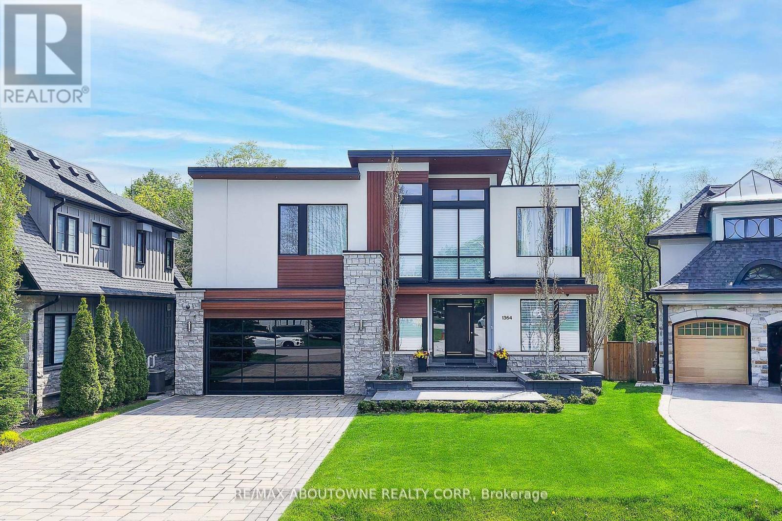 1364 ACTON CRESCENT - 2
