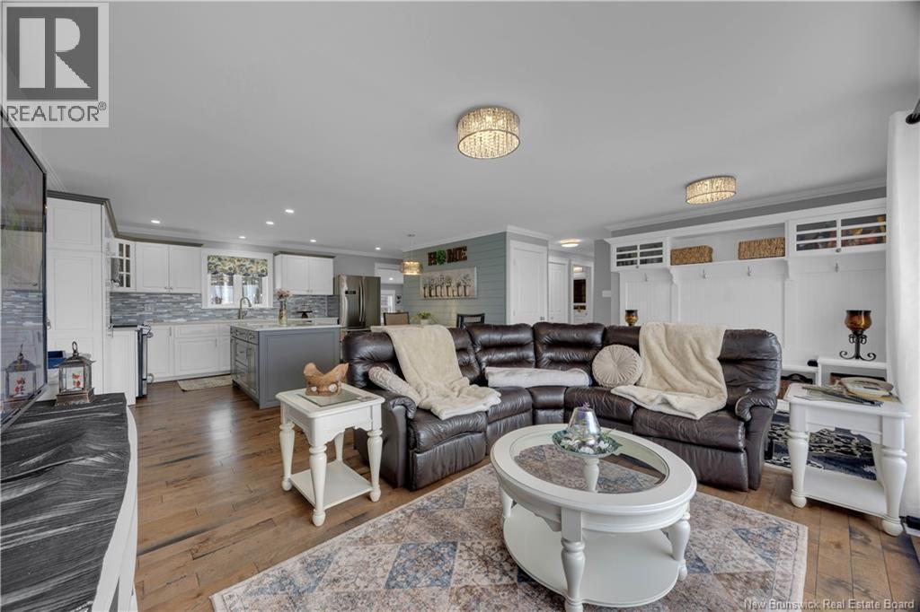 7 David Farm Road - 16