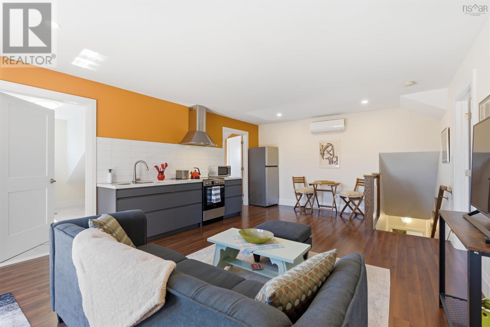 Property 37 of 50 of 437 Mount Pleasant Road