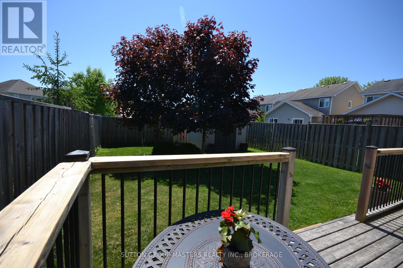 737 MARGARET WAY - 26