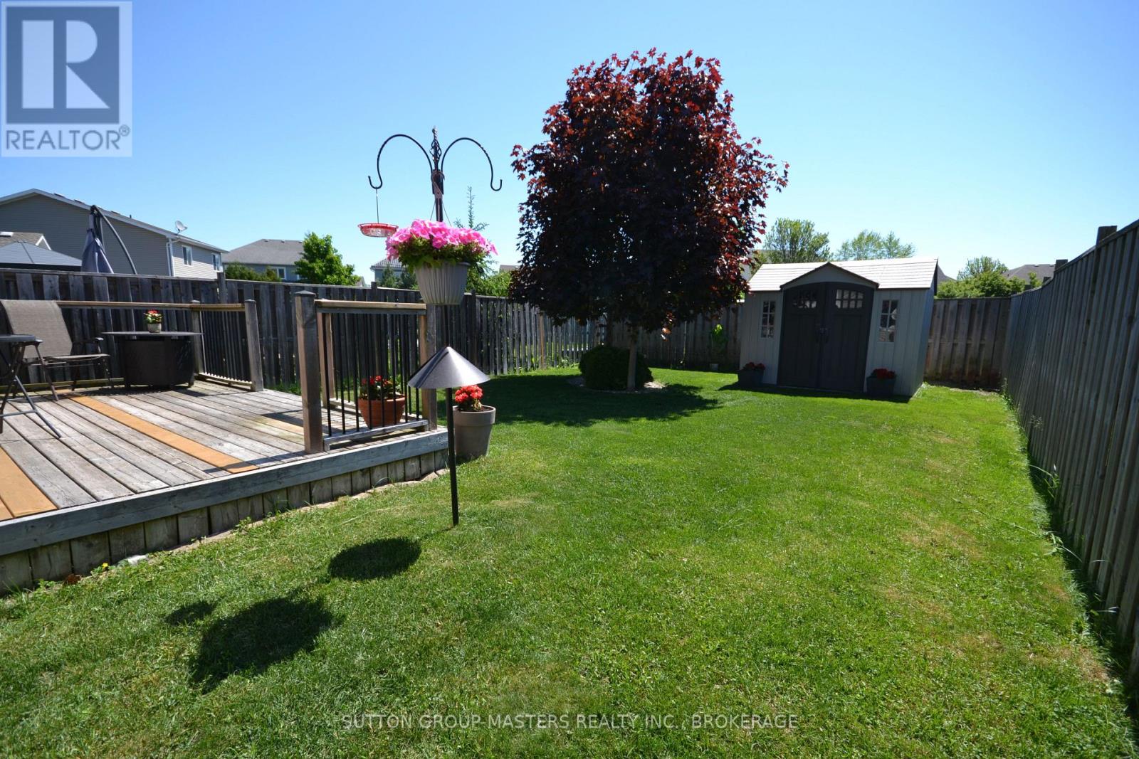 737 MARGARET WAY - 27