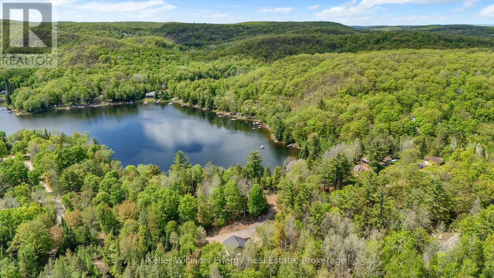 34C BENTLEY LAKE PLACE - 37