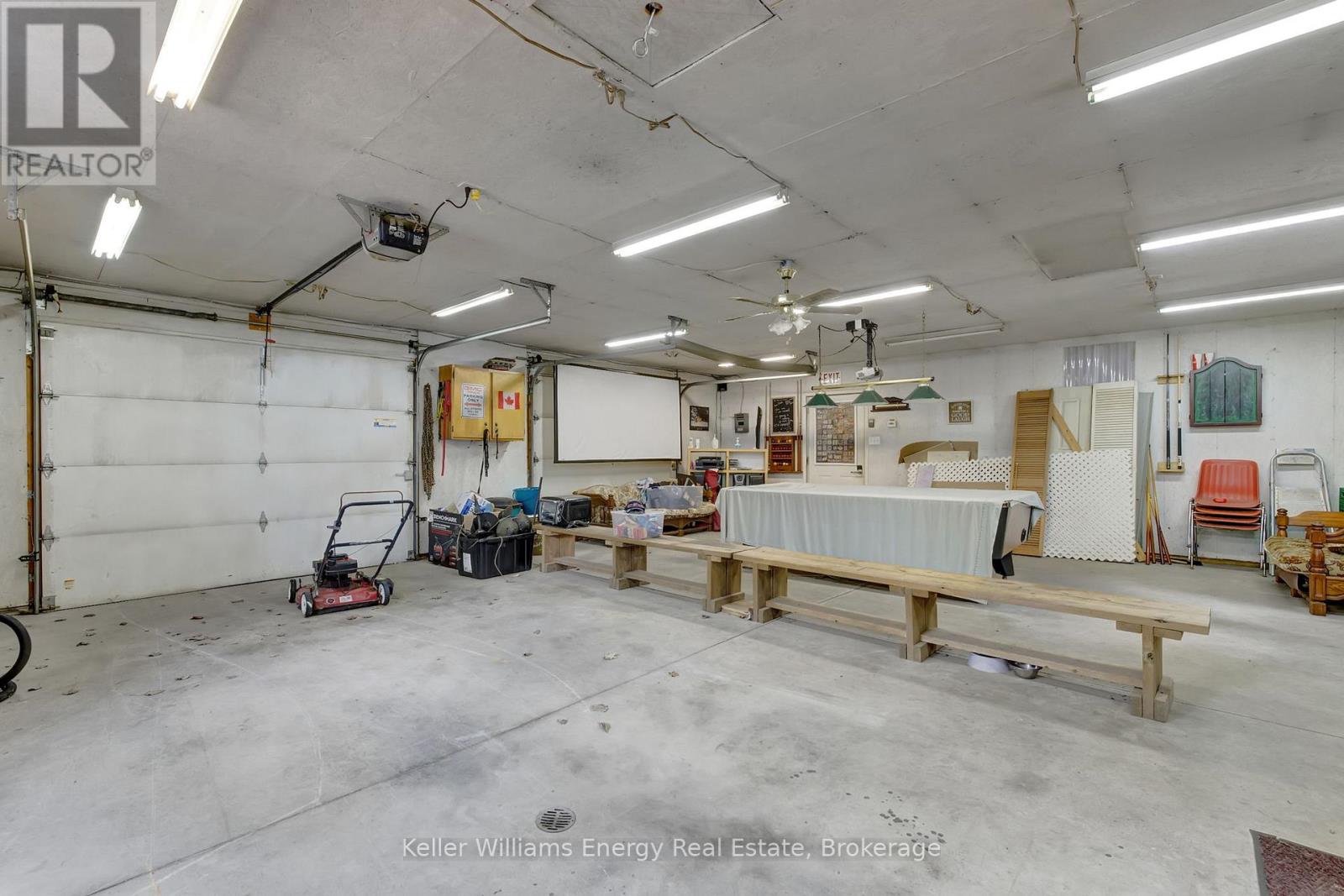 34C BENTLEY LAKE PLACE - 41