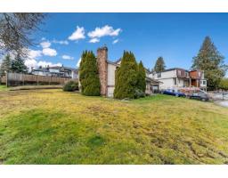 5737 190 Street, Surrey, BC V3S7M5 Photo 15