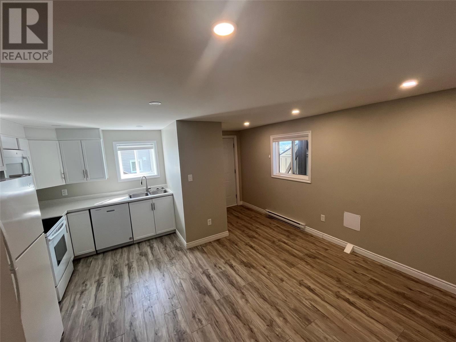 31 LIONS Road - 11
