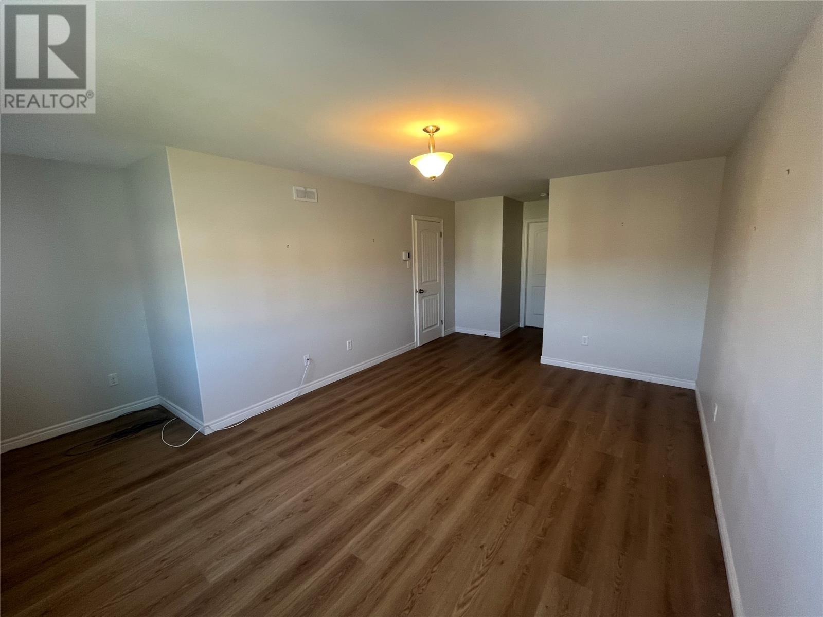 31 LIONS Road - 19