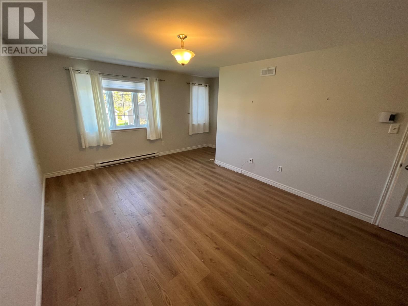 31 LIONS Road - 20