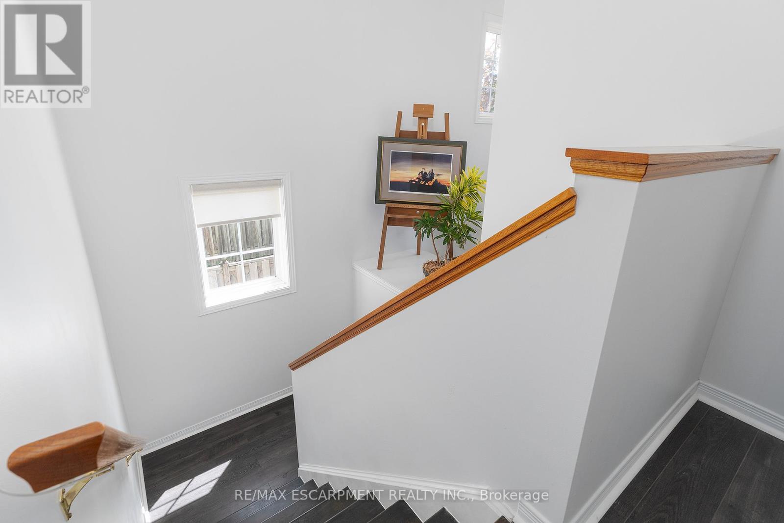 41 VALRIDGE DRIVE - 13