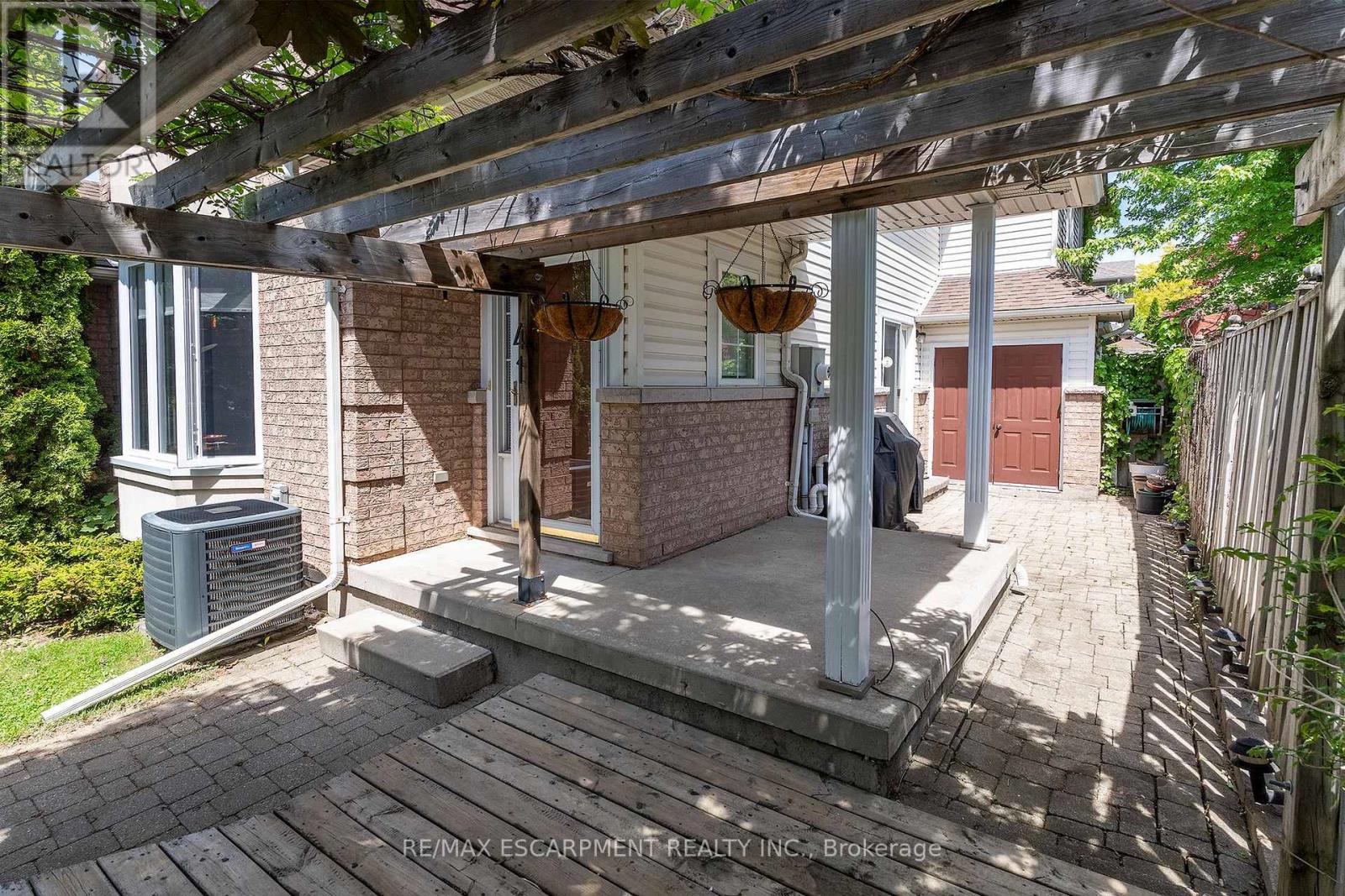 41 VALRIDGE DRIVE - 19