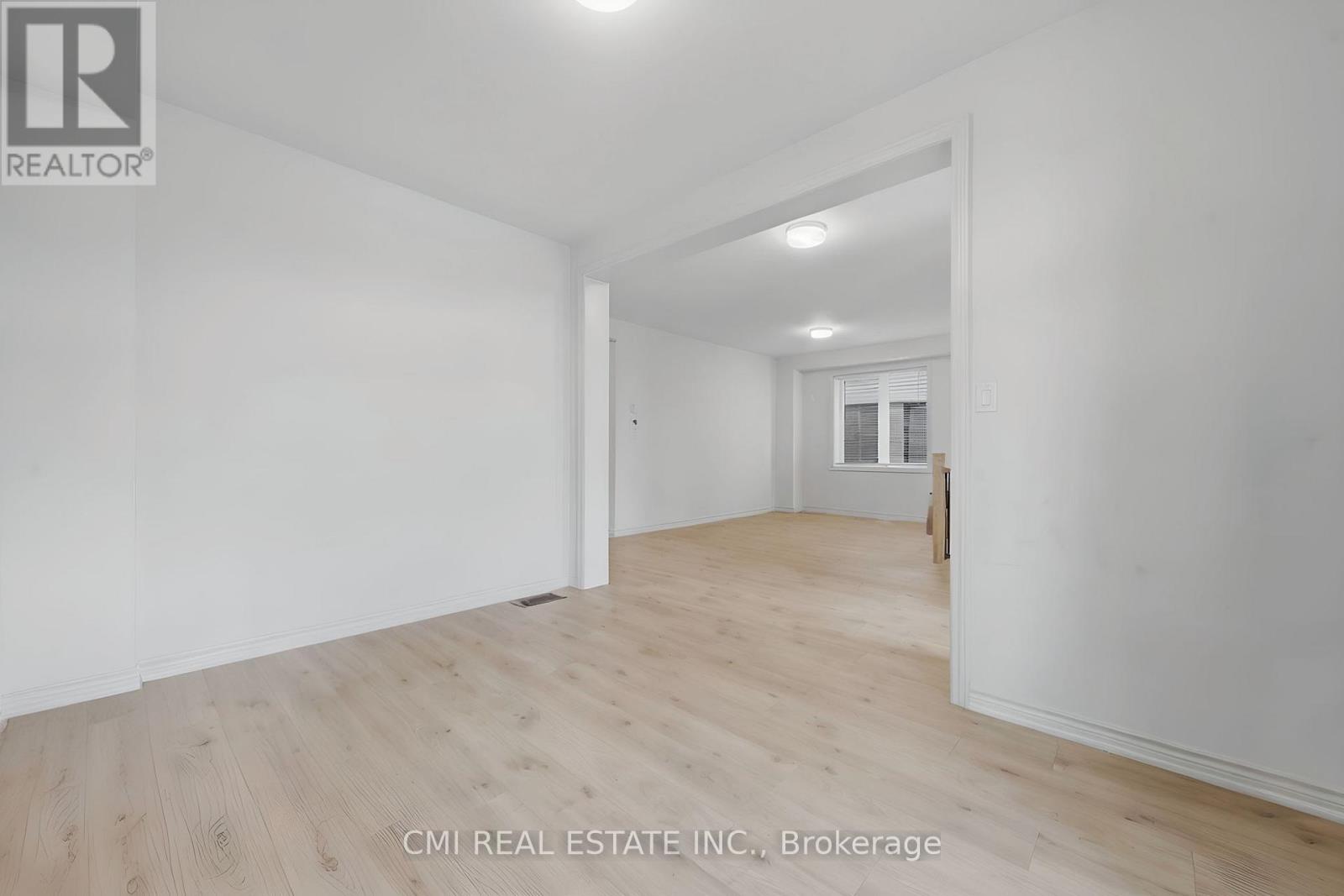 1025 TRAILSVIEW AVE AVENUE - 11