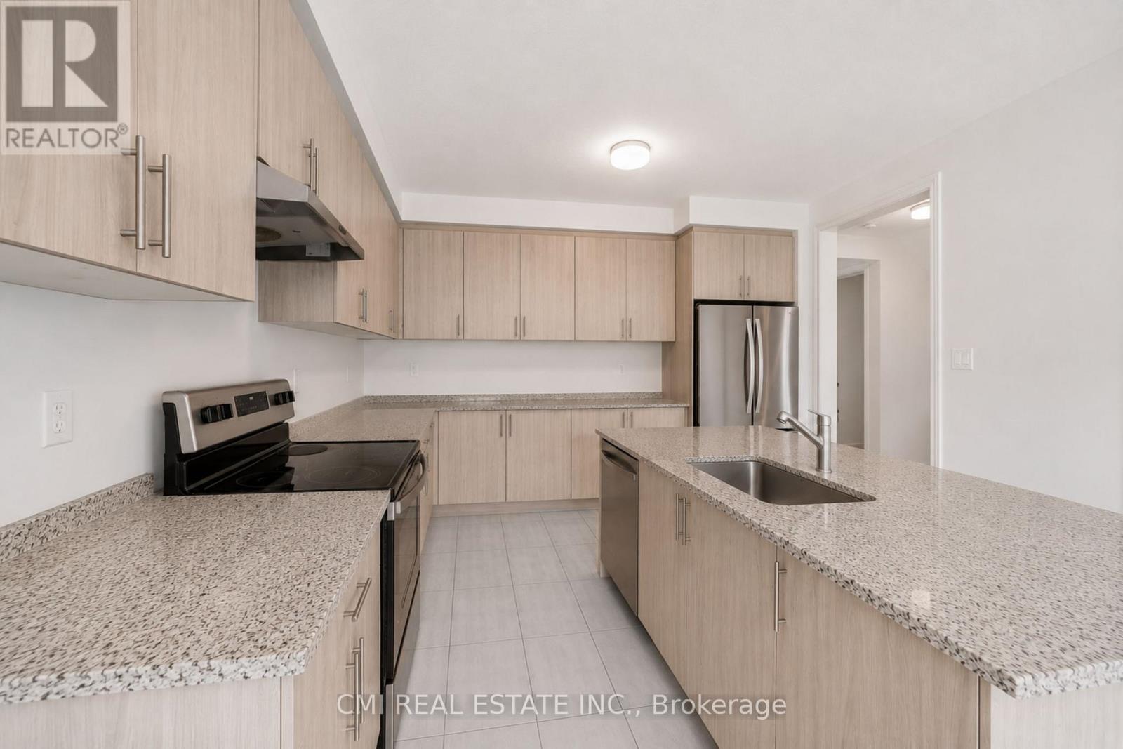 1025 TRAILSVIEW AVE AVENUE - 23