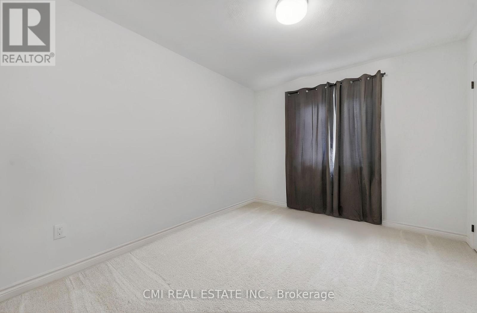 1025 TRAILSVIEW AVE AVENUE - 29