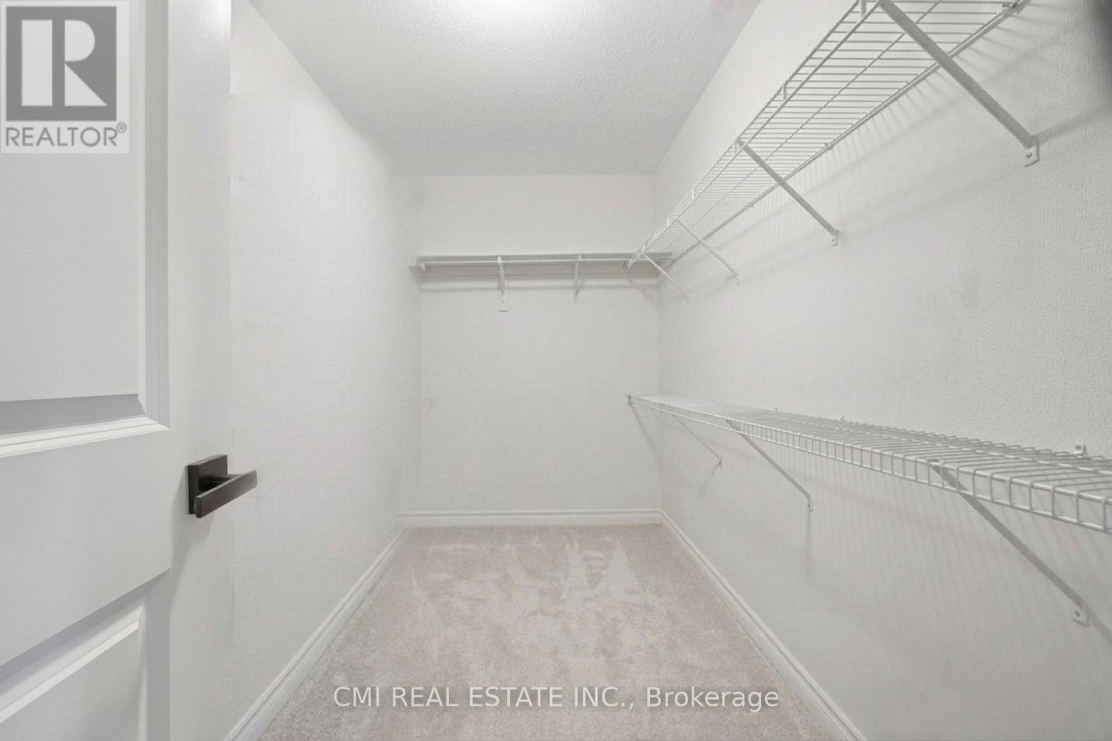 1025 TRAILSVIEW AVE AVENUE - 34