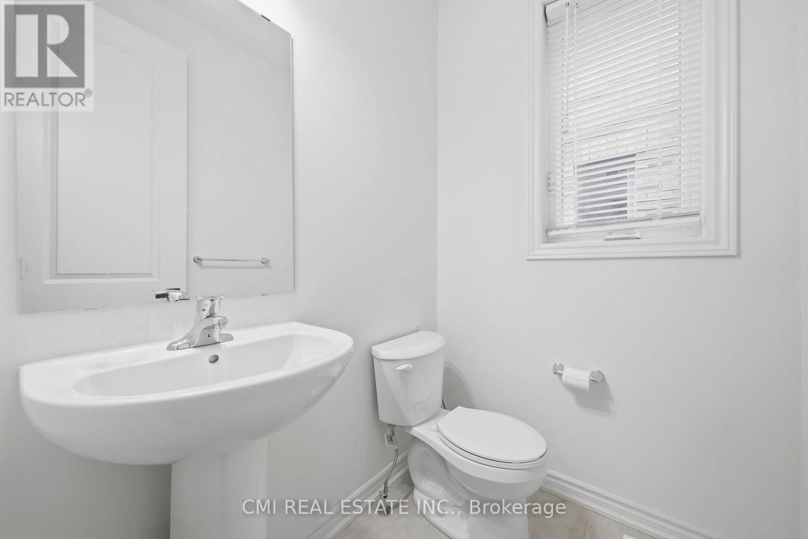1025 TRAILSVIEW AVE AVENUE - 36