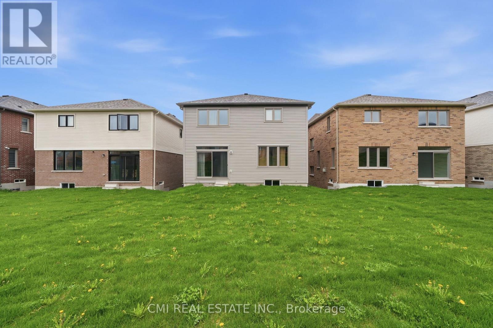 1025 TRAILSVIEW AVE AVENUE - 46
