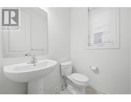 Living room - 1025 Trailsview Ave Avenue, Cobourg, ON K9A4J6 Photo 9