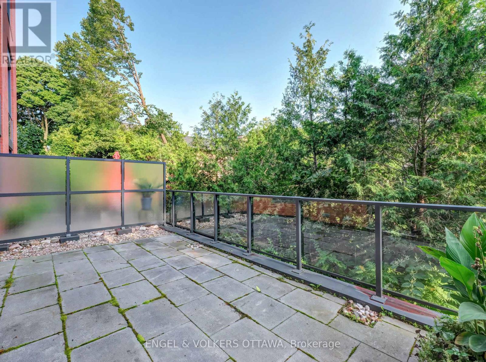 1 Bed, 2 Bath Multi-Family for Rent in Ottawa – 105 – 280 CRICHTON STREET, Ottawa – MLS# X13415038 - Image 8