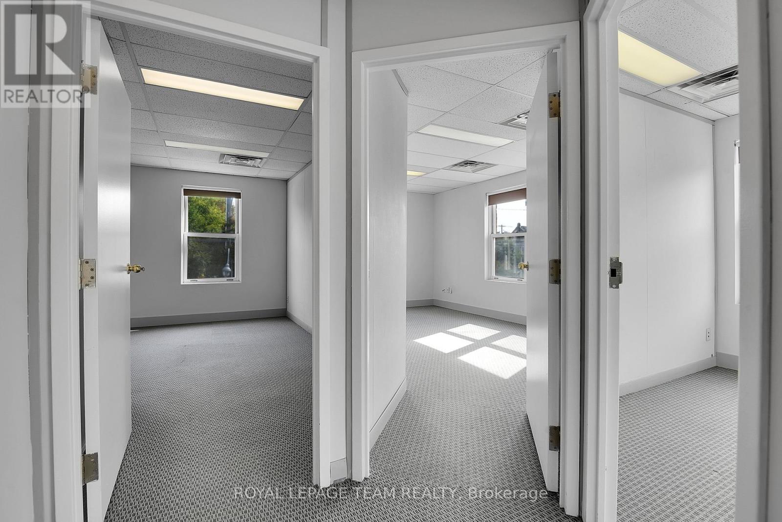 Office for Rent in Ottawa – 901 SOMERSET STREET, Ottawa – MLS# X13415068 - Image 15