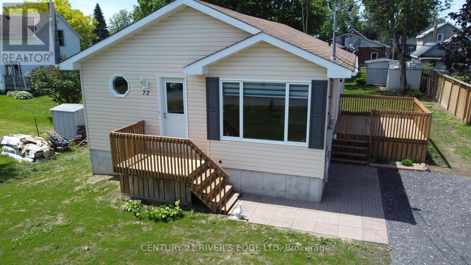 72 ST LAWRENCE STREET - 1