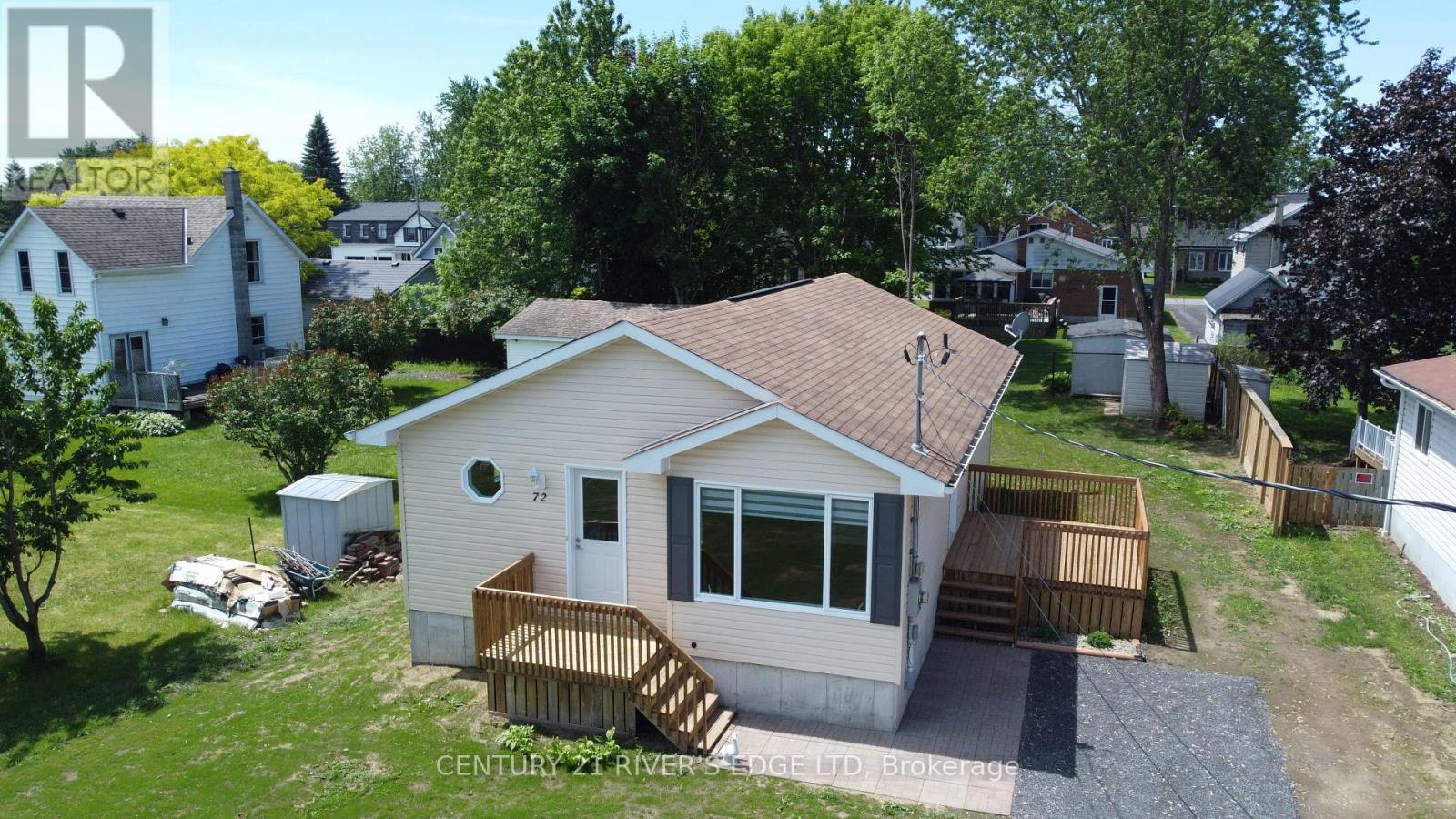 72 ST LAWRENCE STREET - 2