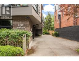 4 1137 Meares St, Victoria, BC V8V3J9 Photo 25