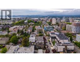4 1137 Meares St, Victoria, BC V8V3J9 Photo 30