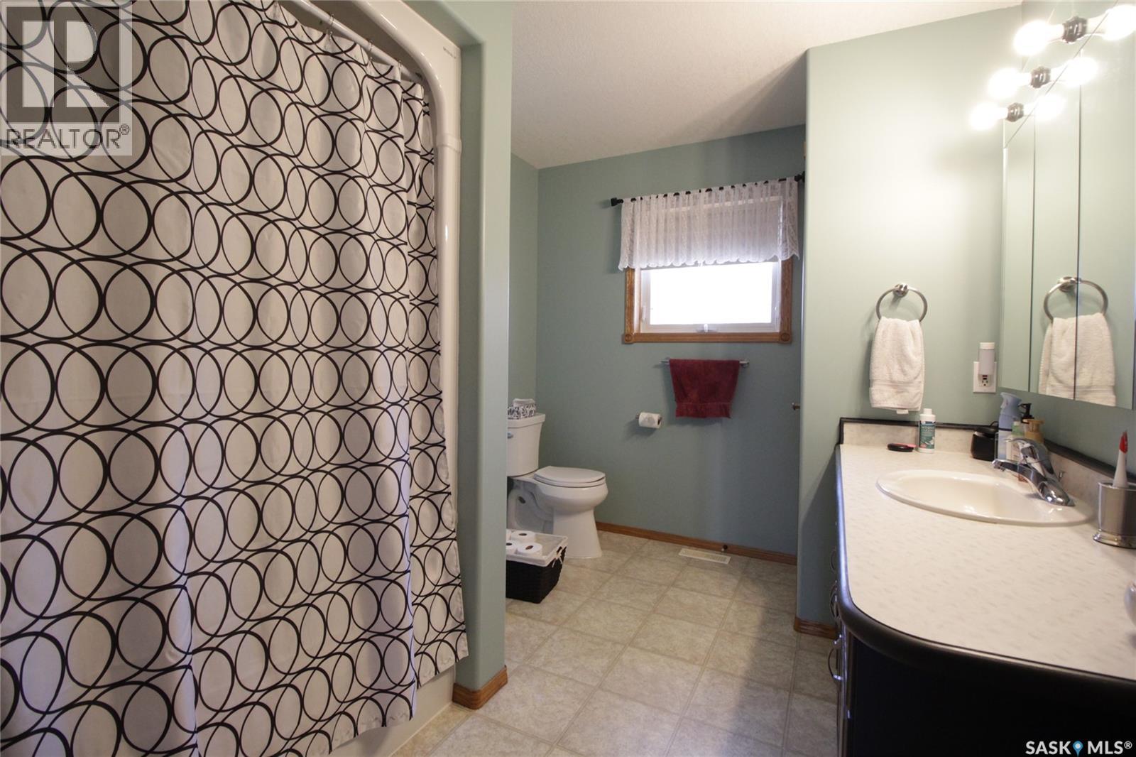 1023 Mountain STREET — photo 12