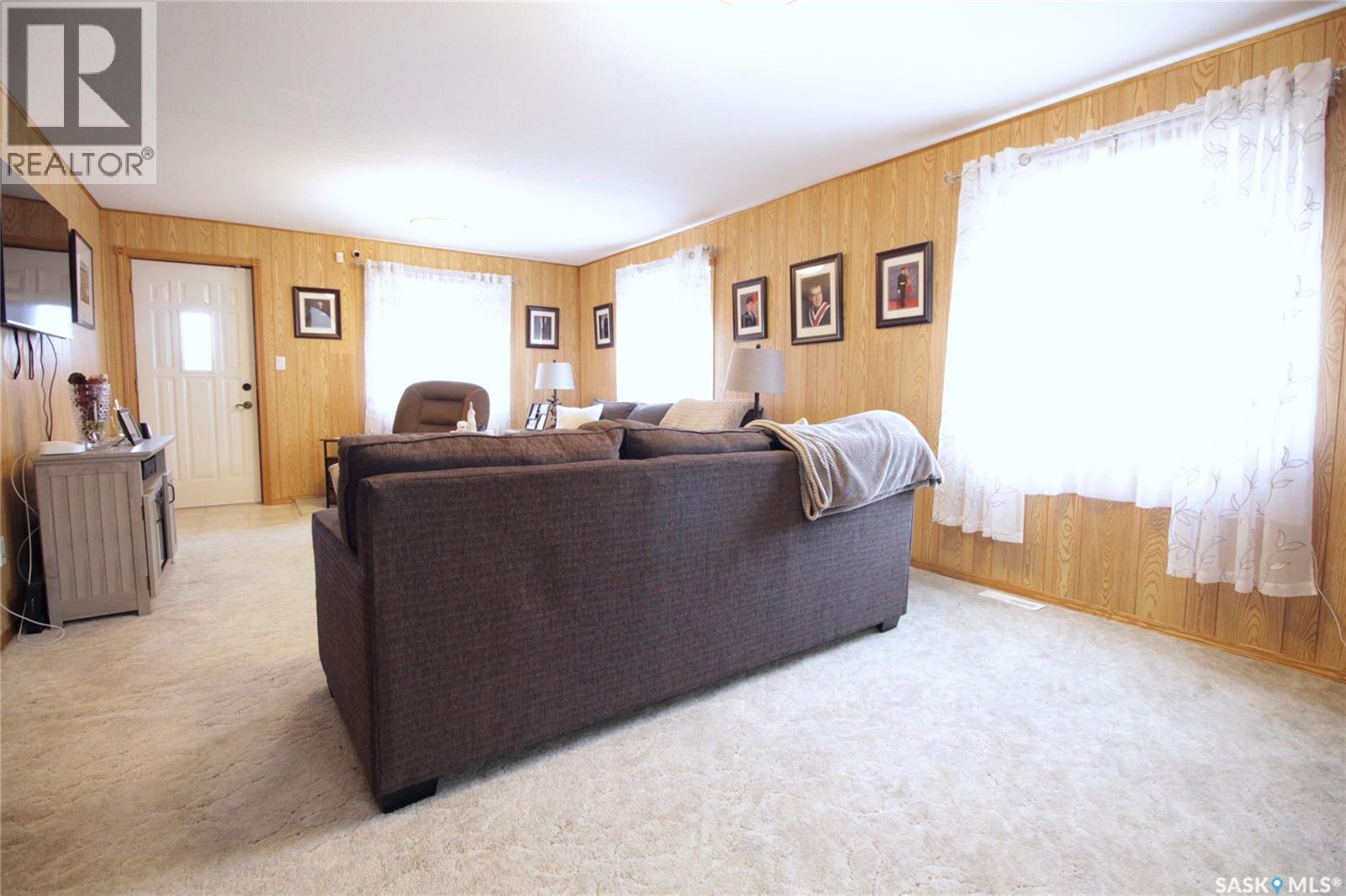 1023 Mountain STREET — photo 15
