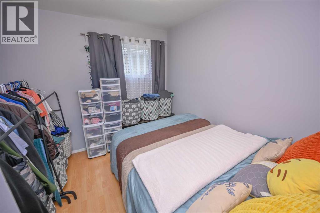 10112 104 Avenue SW — photo 24