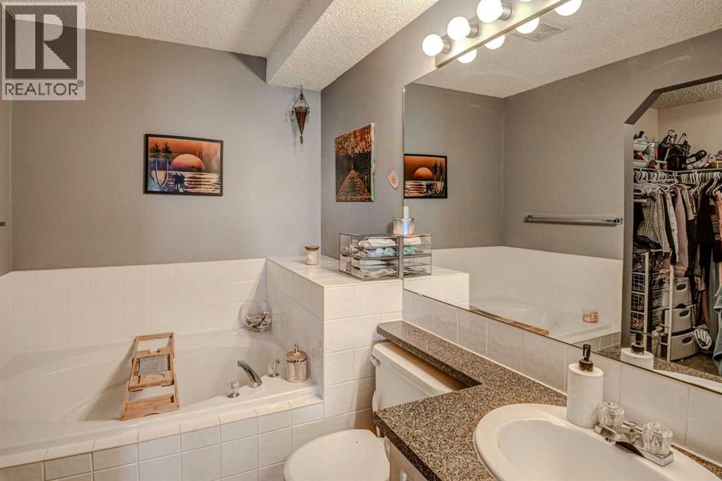 181 Citadel Ridge Close NW - 16