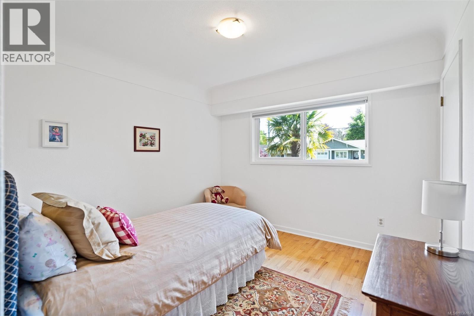 2090 McNeill Ave - 23